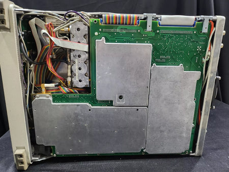 HP 8563E Spectrum Analyzer 30Hz to 26.5GHz Not Working - No Case (4071)