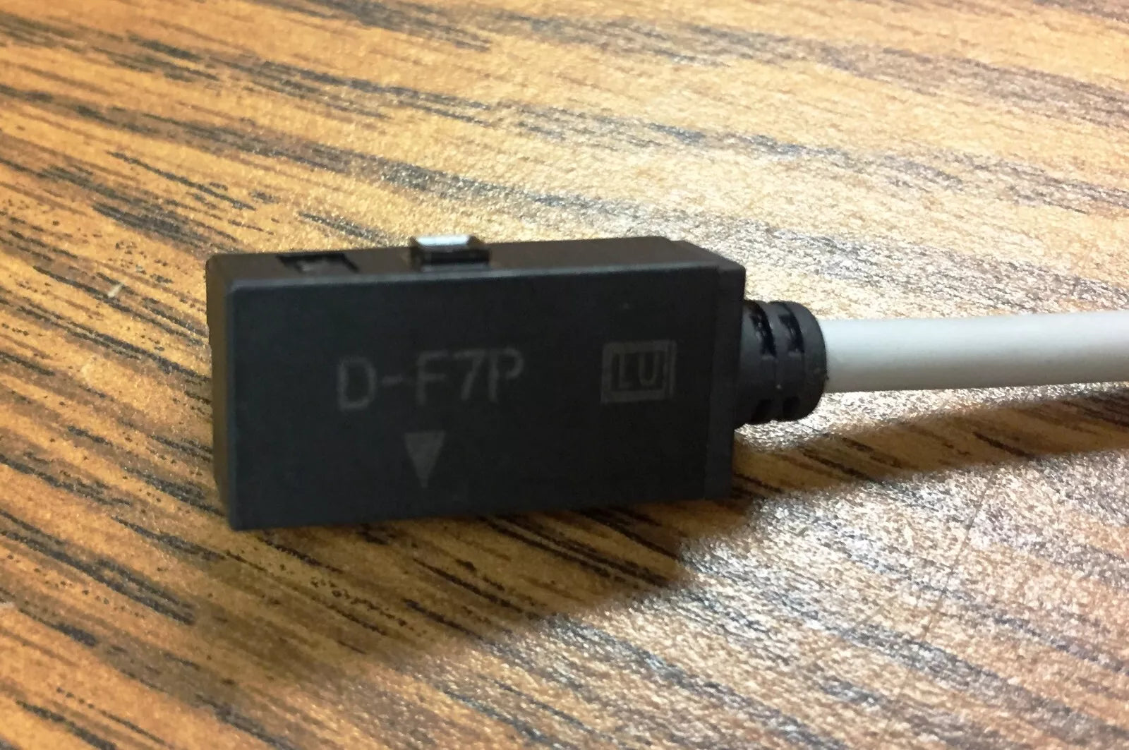 SMC D-F7P Automation Switch, Tie-Rod Mounting Style, 3-Wired PNP w/2FT Cable