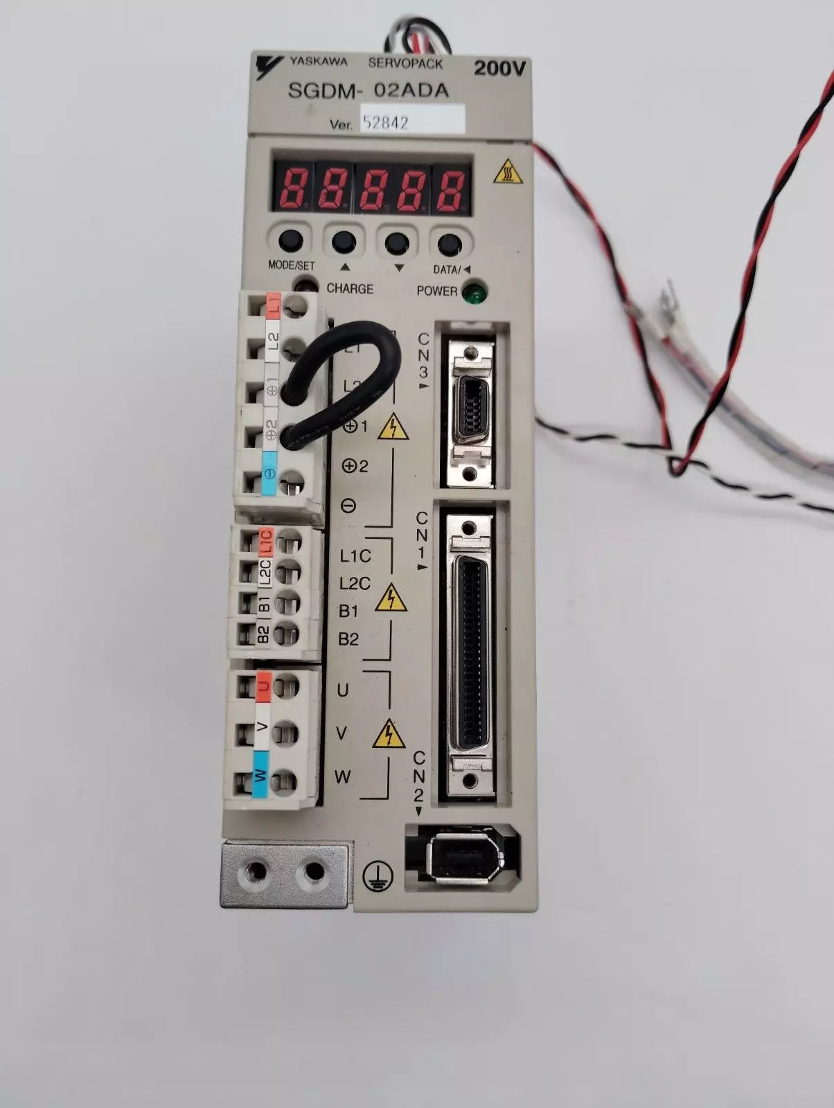 Yaskawa SGDM-02ADA Servo Pack Driver 240V AC Precision Controller 200W