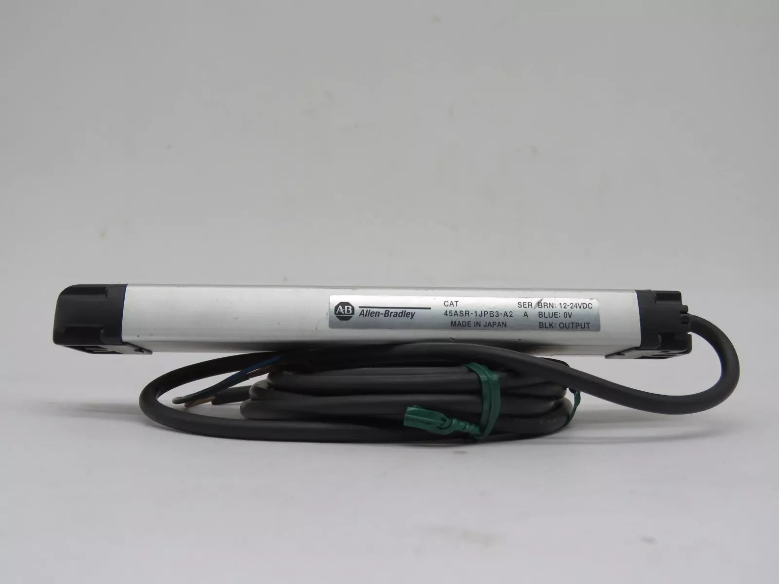 Allen Bradley 45ASR-1JPB3-A2 Photoswitch Light Array BRN: 12-24 VDC Blue: 0V