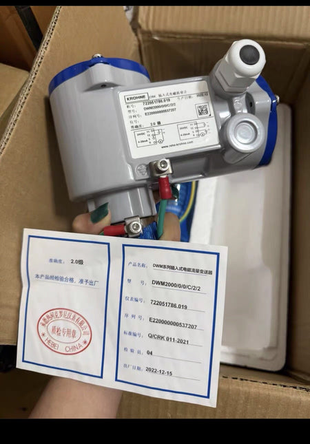 NEW DWM2000 KROHNE Pipeline Plug-in Electromagneti<wbr/>c Flowmeter FedEx or DHL