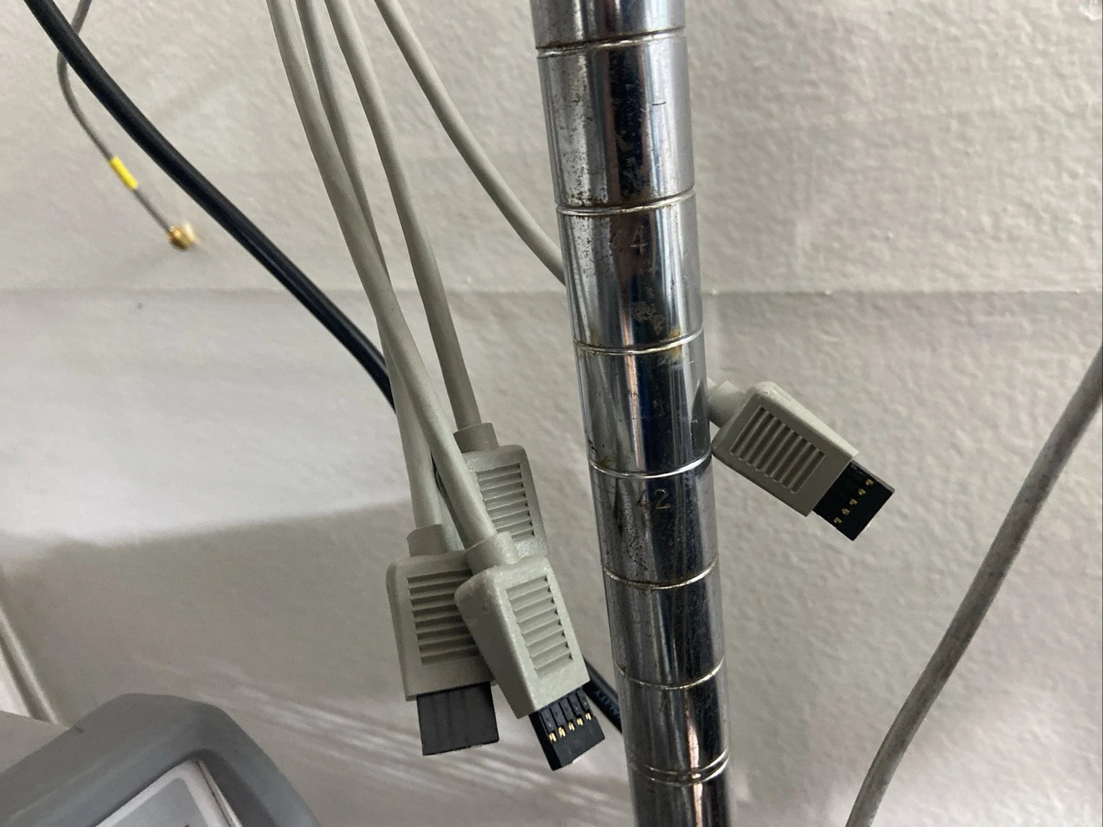Agilent LXI 11713B Attenuator/Switch Driver with Varivolts - Optional with 10 Pin Cable