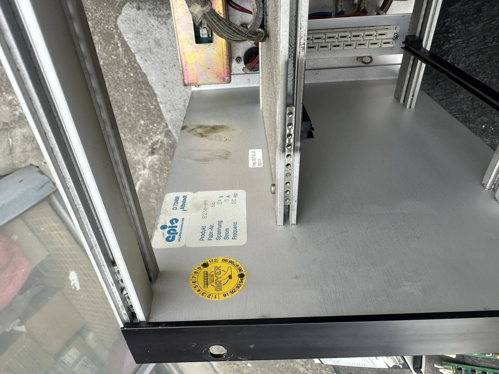 Komp.1027-03.01/Komp.0326-02.01 Product: Features and Specifications