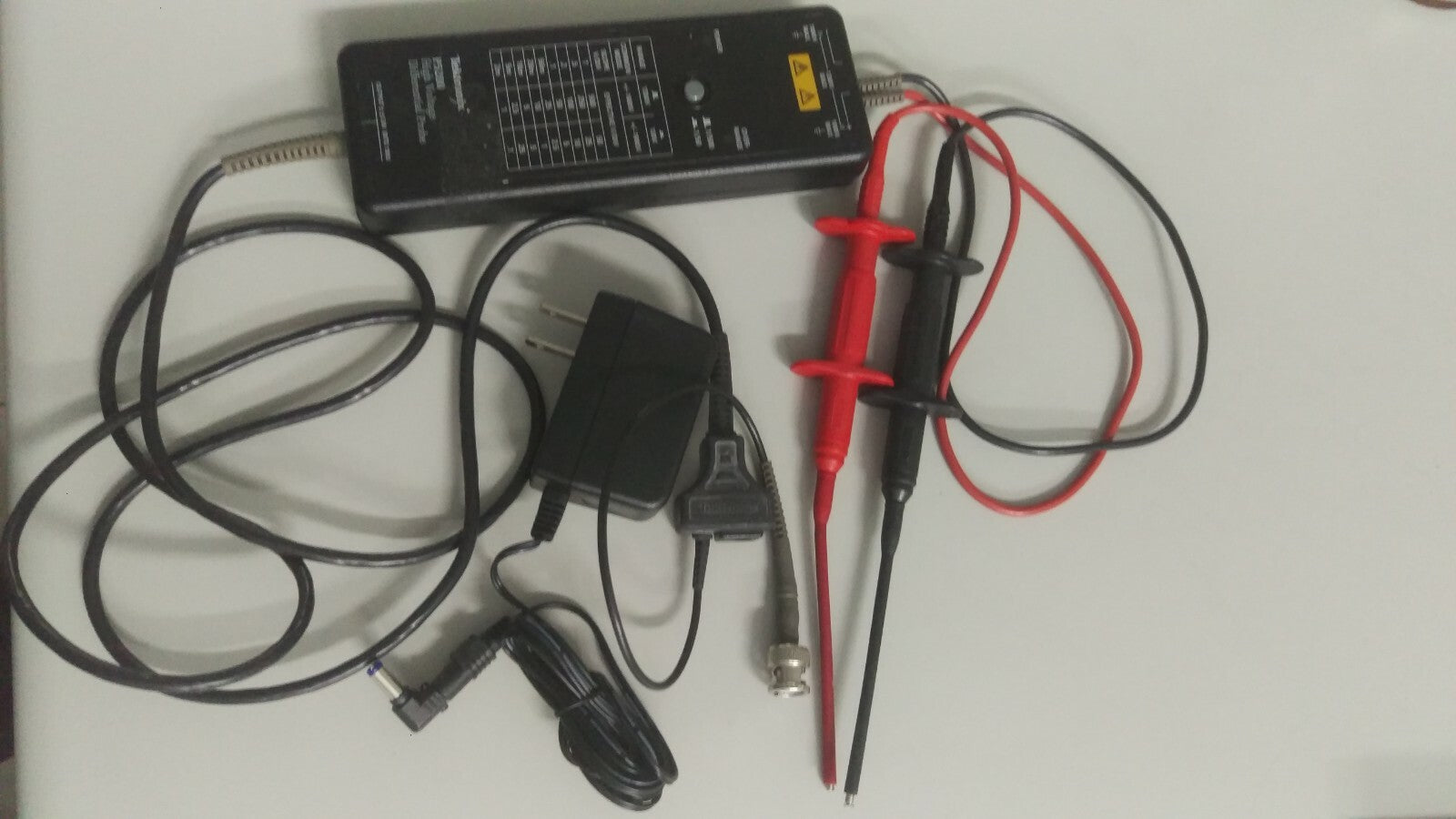 Tektronix P5200 High Voltage Differential Probe - XG eqpt