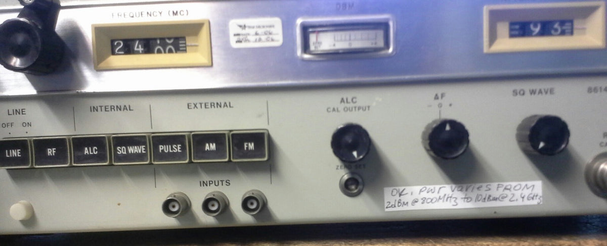 HP 8614A RF Signal Generator 800MHz to 2.4GHz