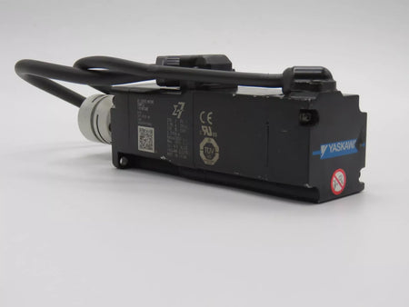 Yaskawa SGM7J-01AFC6E AC Servo Motor 100W