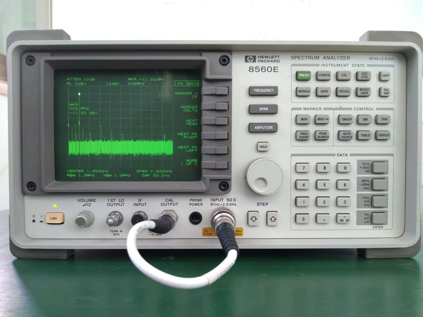 HP Agilent 8560E Spectrum Analyzer 30Hz to 2.9GHz
