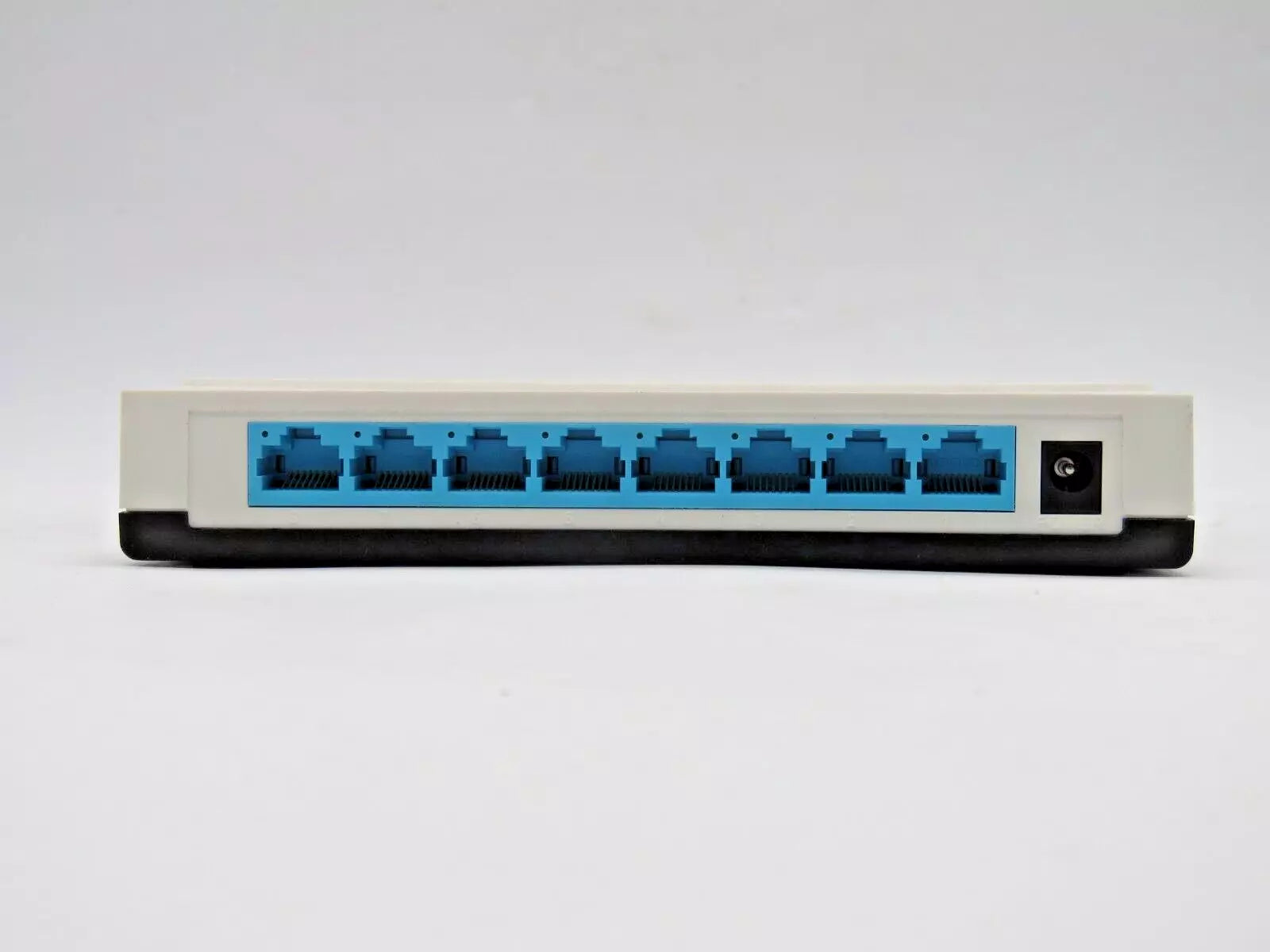 TP-Link TL-SG1008M 8-Port Gigabit Ethernet Switch