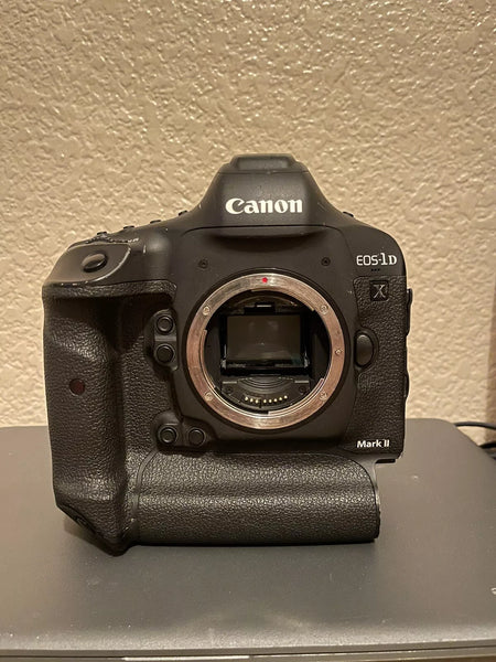 Canon EOS-1D X Mark II 20.2MP Digital SLR Camera - Black