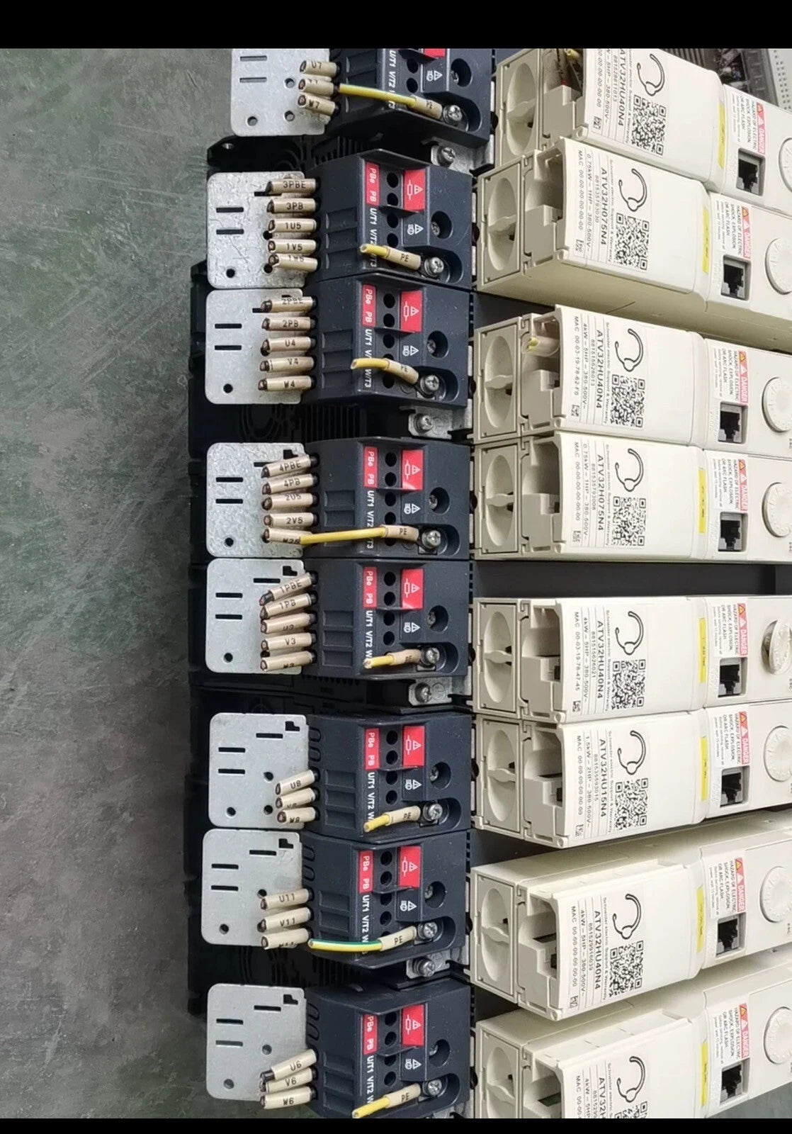 Schneider Electric ATV32HU40N4 Variable Speed Drive