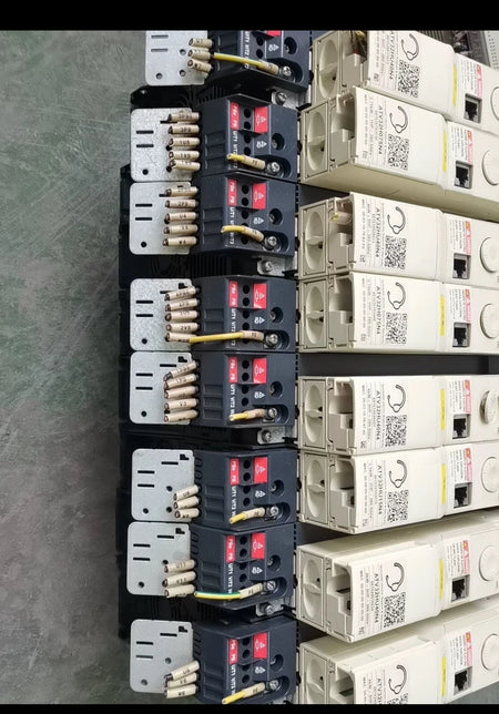 Schneider Electric ATV32HU40N4 Variable Speed Drive