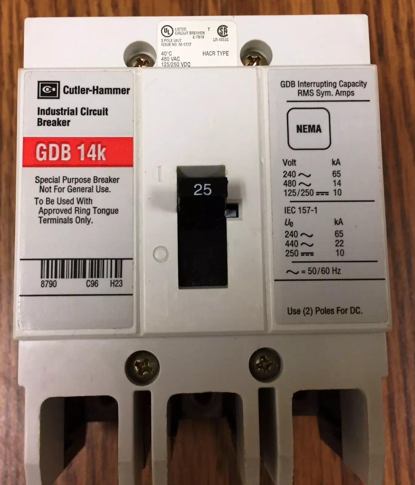 Cutler-Hammer GDB3020D Industrial Circuit Breaker 480VAC 125/250VDC 25A 3-Pol