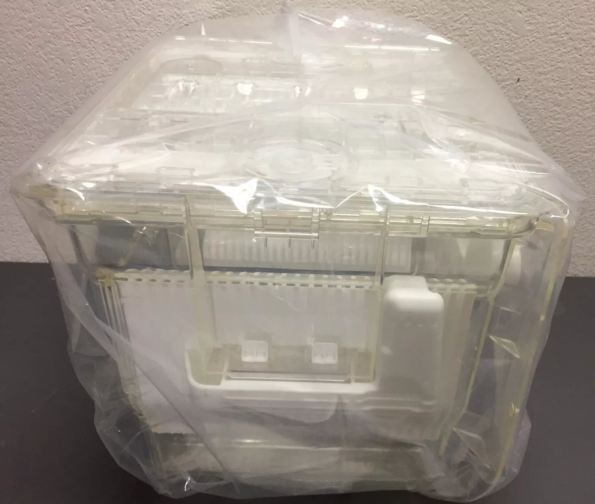 TOP MW300GT-A 300mm 25pc Silicon Wafer Cassette Carrier