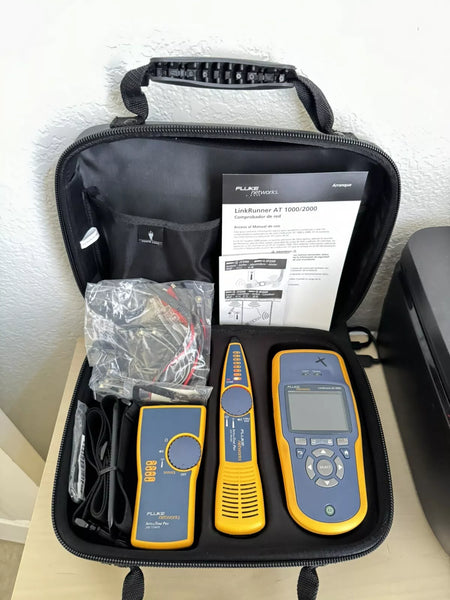 Fluke Networks LRAT-2000 LinkRunner AT-2000 Tester Kit (READ) Missing Port