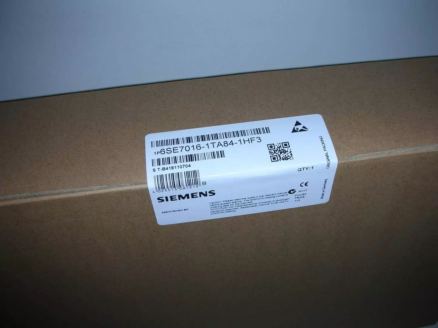 SIEMENS 6SE7016-1TA84-1HF3 Inverter Module 6SE7 016-1TA84-1HF3 - New in Box