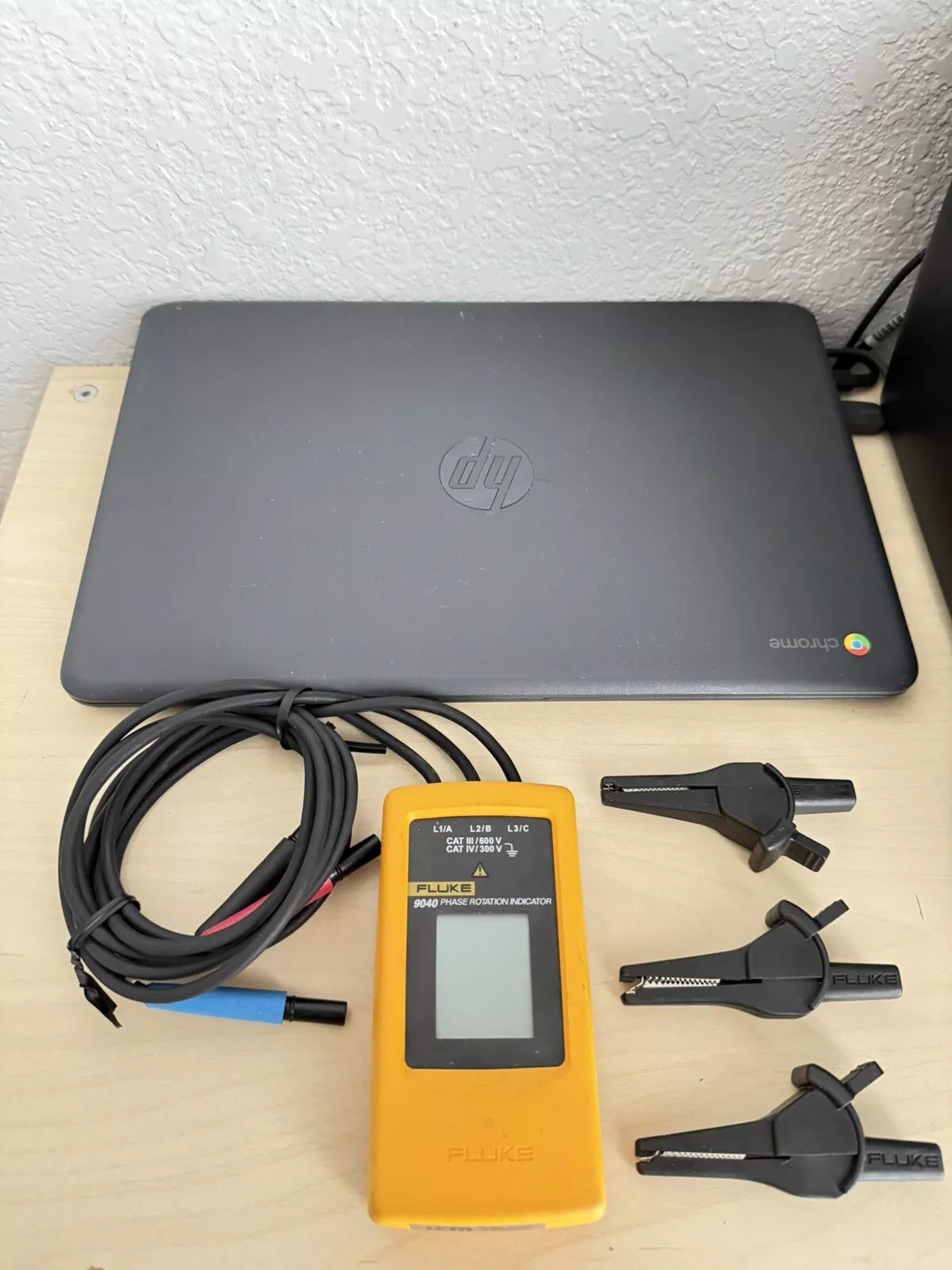 FLUKE 9040 Digital Phase Rotation Indicator Meter