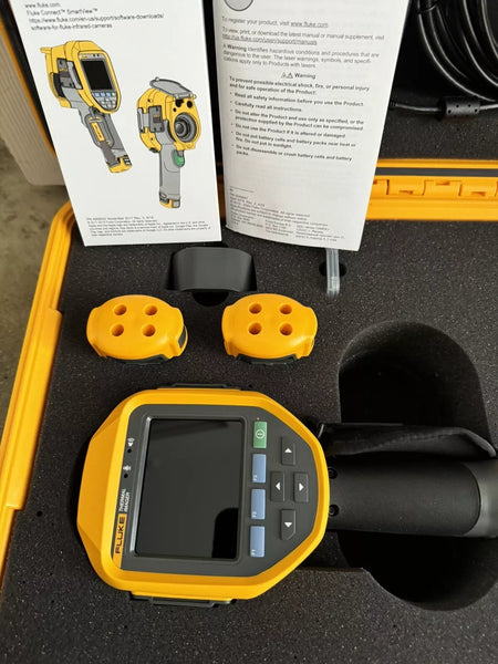FLUKE TI480PRO IR Camera 60Hz, 640 x 480 Resolution, 2 Batteries with Charger & Case