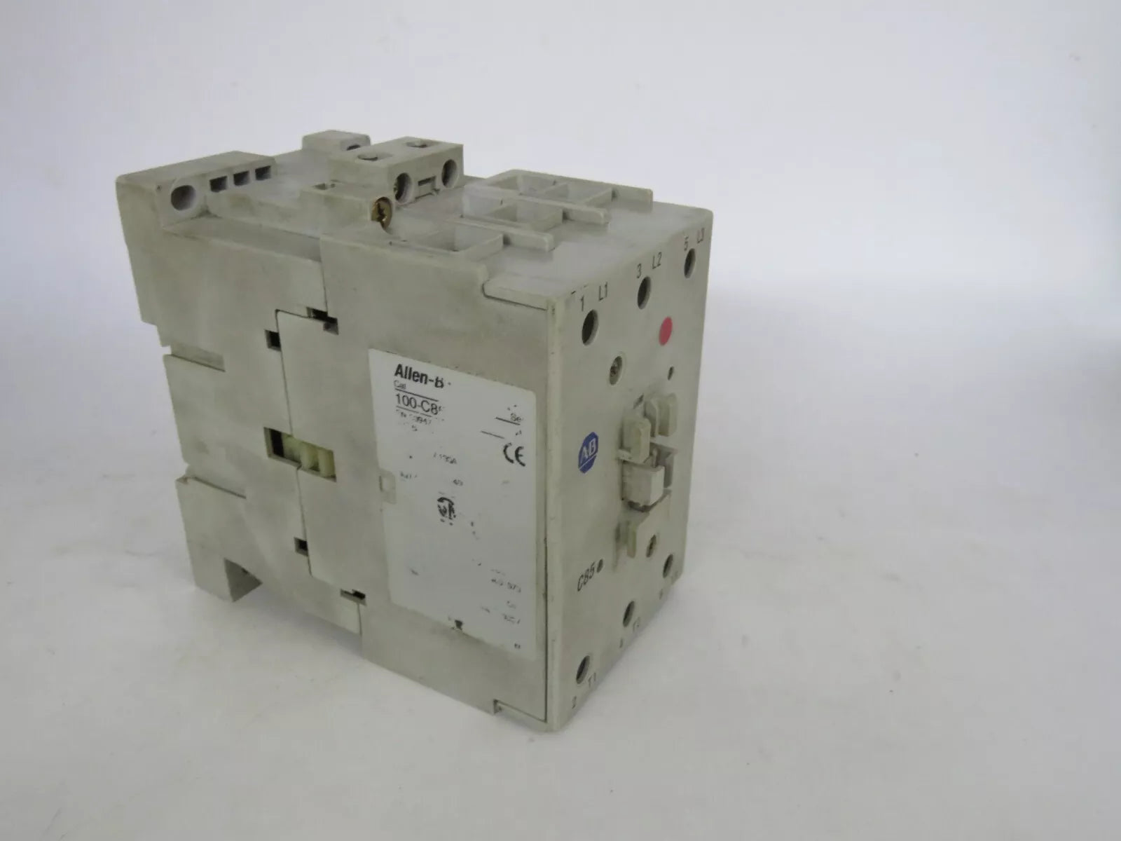 Allen Bradley 100C8500 Contactor 3 Pole Series A