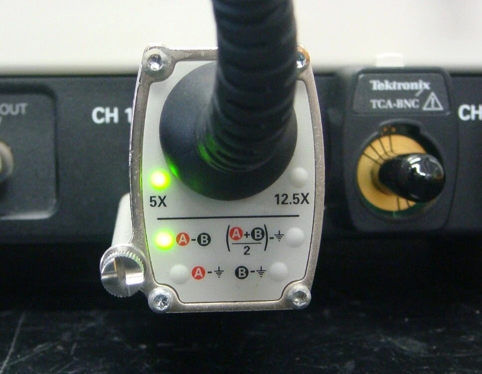 Tektronix P7513A TriMod Differential Probe, 13 GHz, for TekConnect