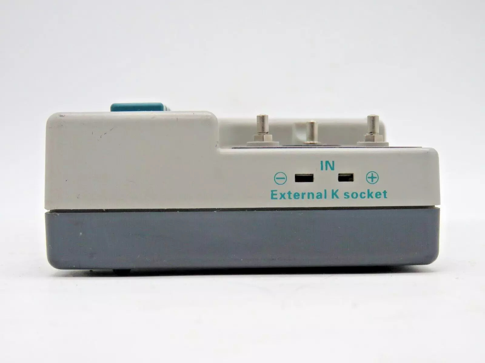 INDE I191AD Thermometer and Battery 9 VDC