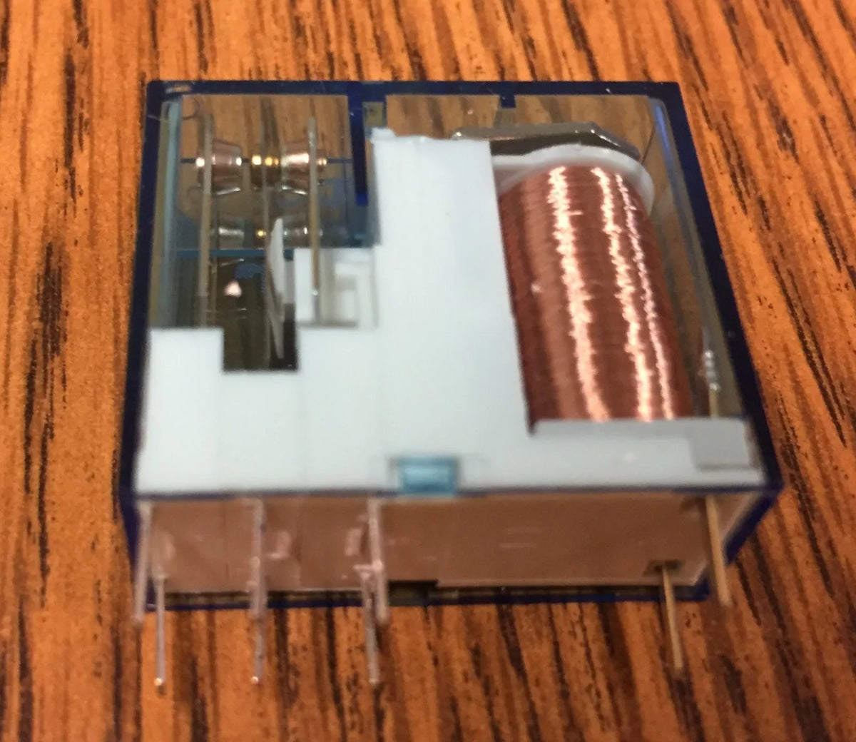 Finder Type 40-52 Power Relay 250VAC 8A PCB 24V DC