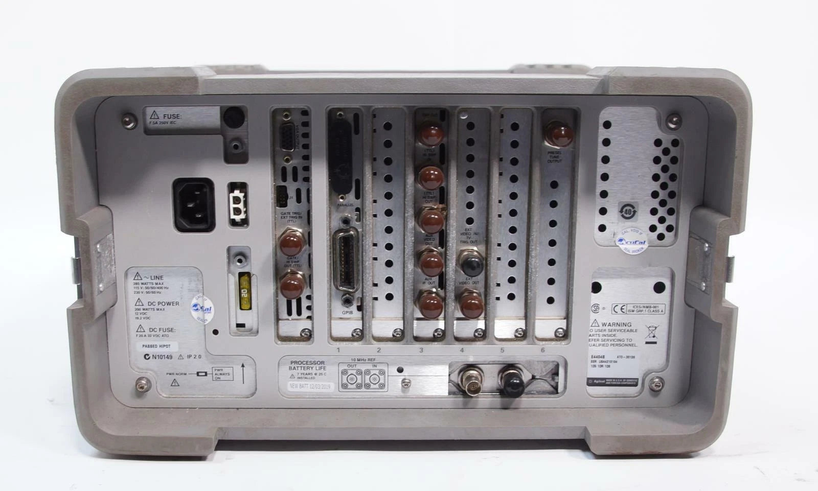 HP Agilent ESA E4404B 9kHz - 6.7GHz Spectrum Analyzer Options A4H BAA B72 AYX