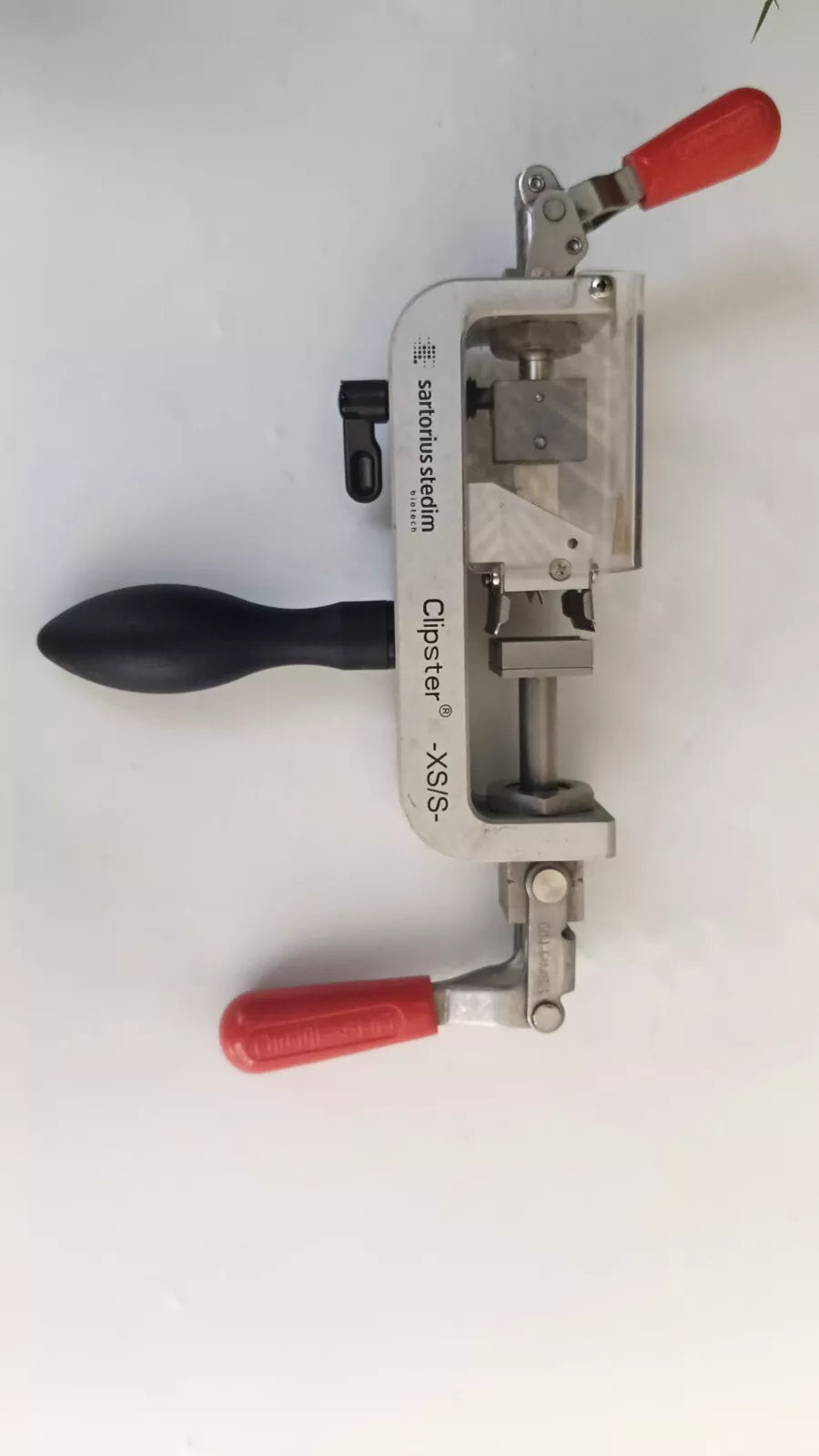 Sartorius Stedim Biotech Clipster -XS/S- Lab Equipment / Tool