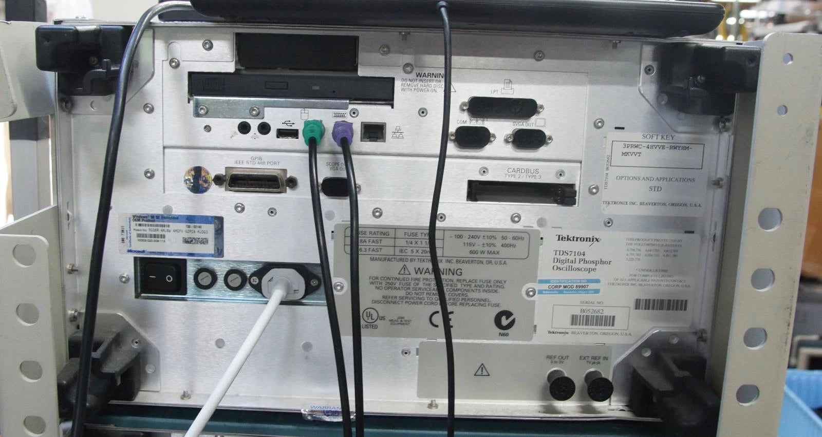 Tektronix TDS 7104 4Ch 1GHz 1GSa/s Digital Phosphor Oscilloscope AS-IS