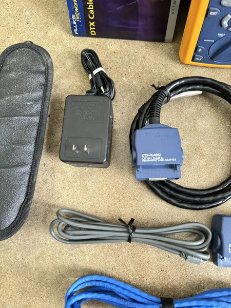 Fluke Networks DTX-1800 Cable Analyzer Kit with DTX-CHA001A CAT6 Channel Adapters