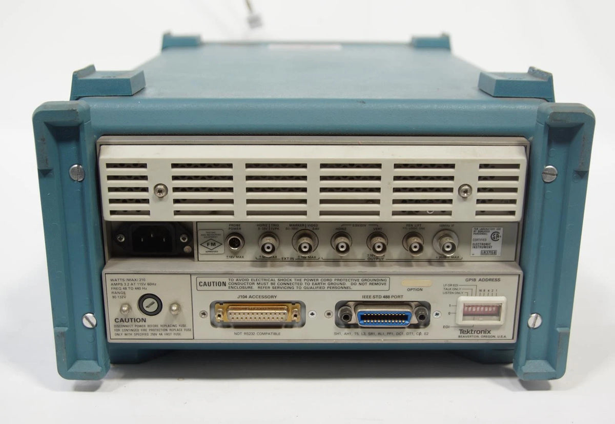 Tektronix 496 P Programable Spectrum Analyzer 1 kHz to 1.8 GHz