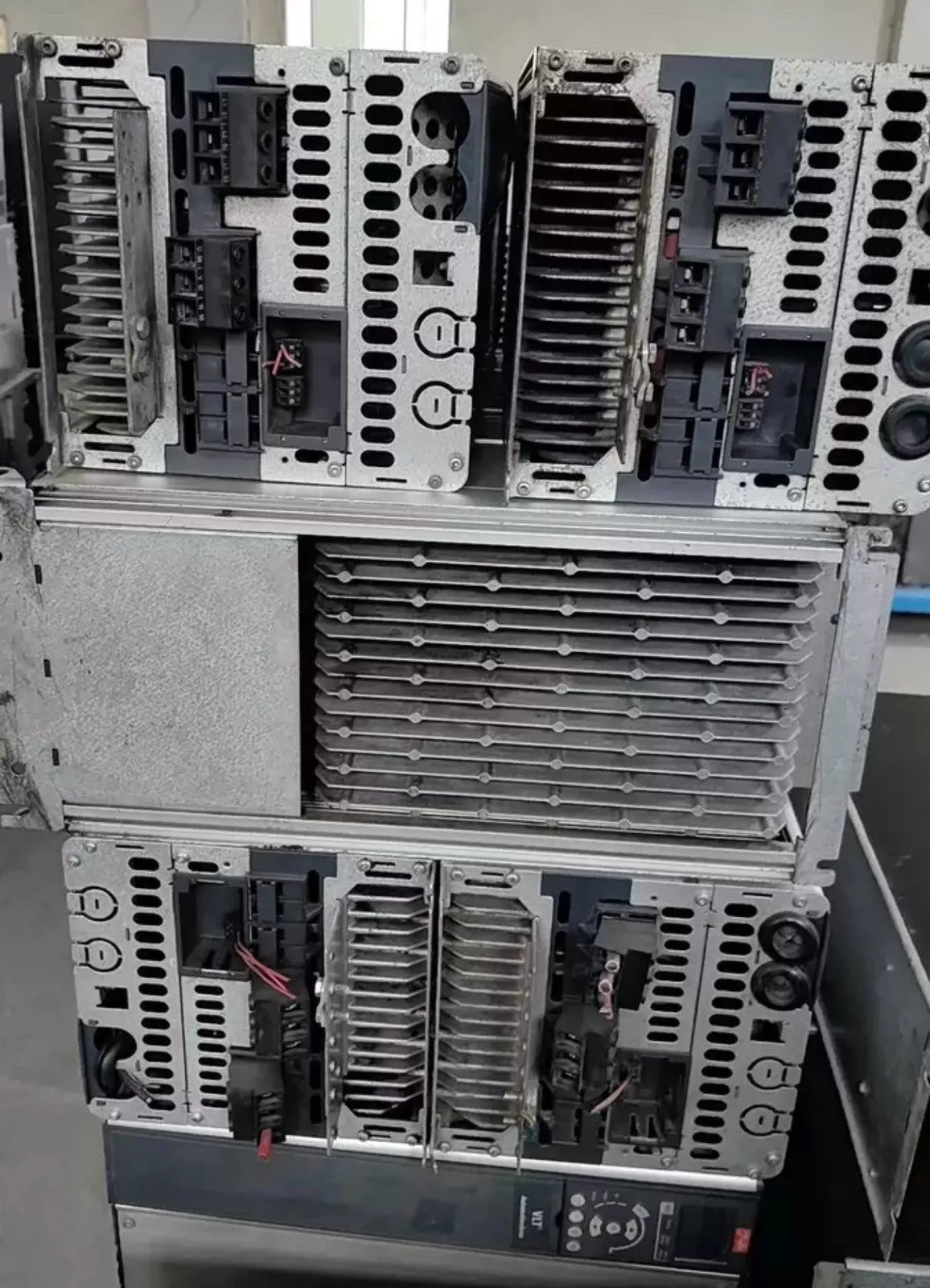 FC 301P22KT4E20HZXG/22KW Variable Frequency Drive for Industrial Use