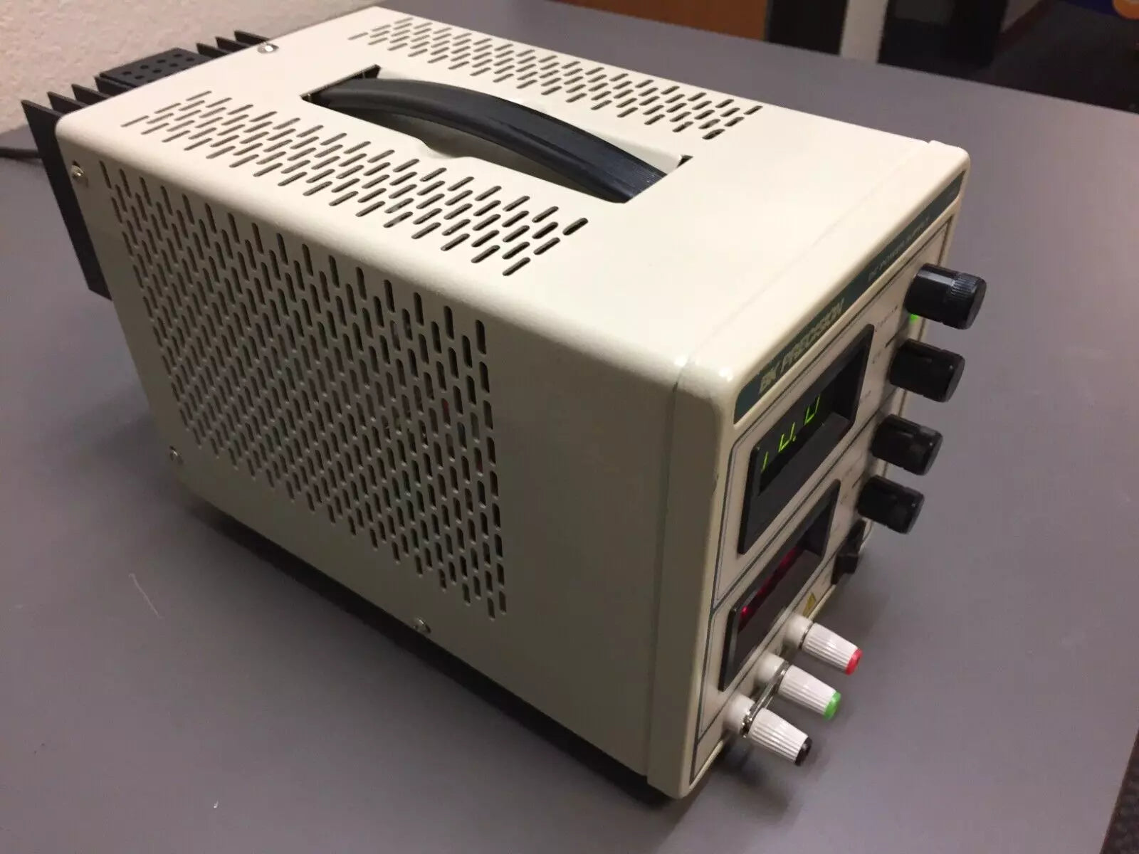 BK Precision Model 1715 DC Power Supply