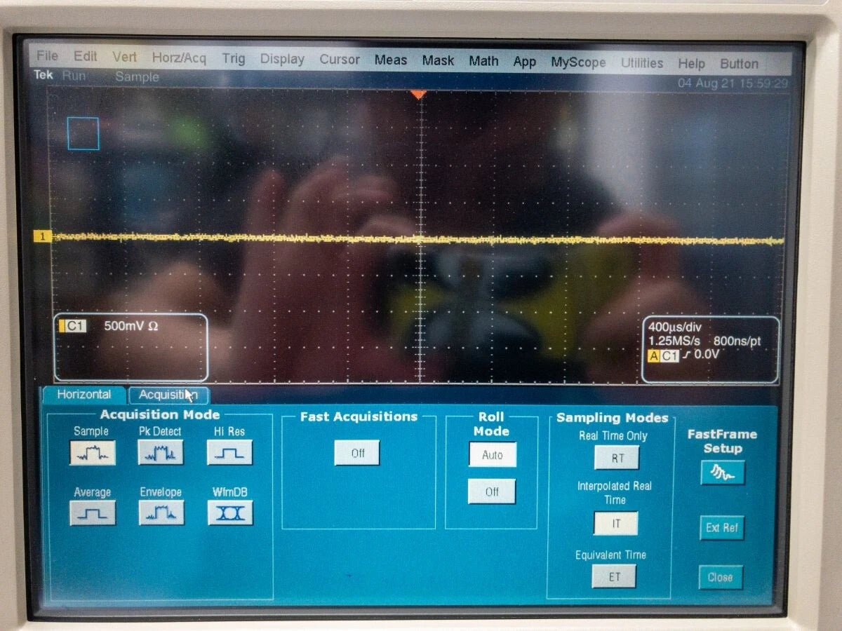 Tektronix TDS7404B 4GHz 4ch 20GS/s 32M Digital Oscilloscope