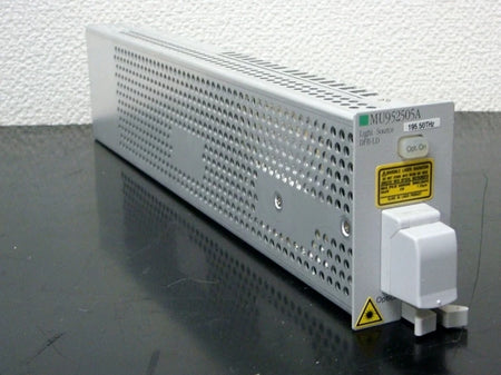 ANRITSU MU952505A 1530nm-1535nm +10dBm DFB-LD Light Source