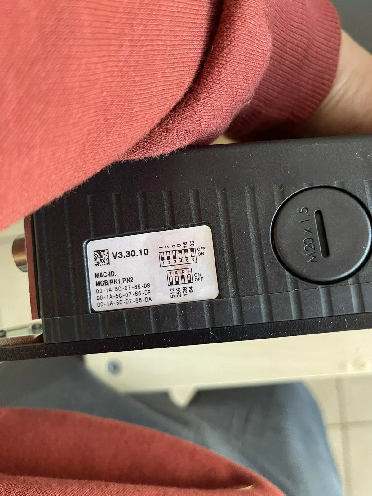 EUCHNER MGB-L1B-PNA-R-136428 Safety Switch Unicode