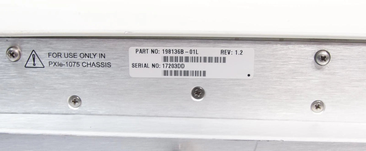 National Instruments NI PXIe-1075 18-Slot PXI Chassis PXI-e Mainframe