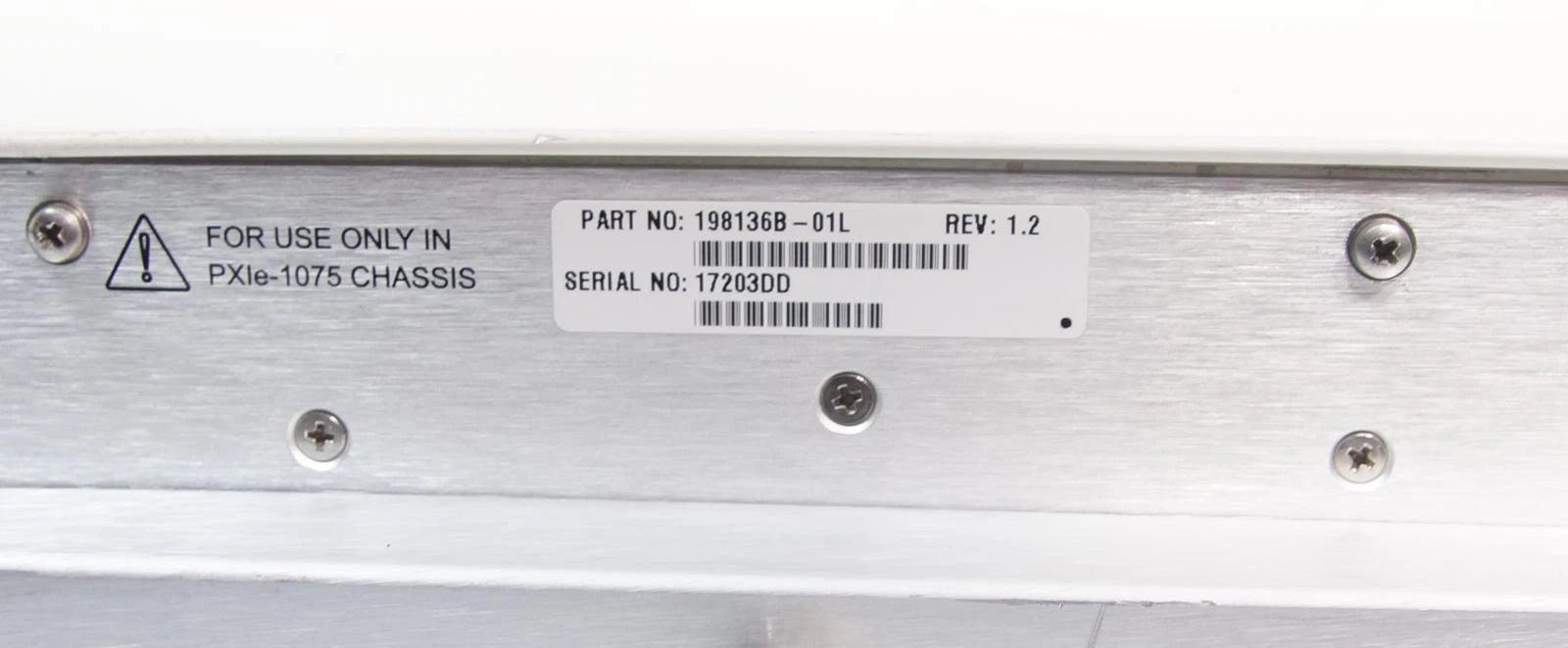 National Instruments NI PXIe-1075 18-Slot PXI Chassis PXI-e Mainframe