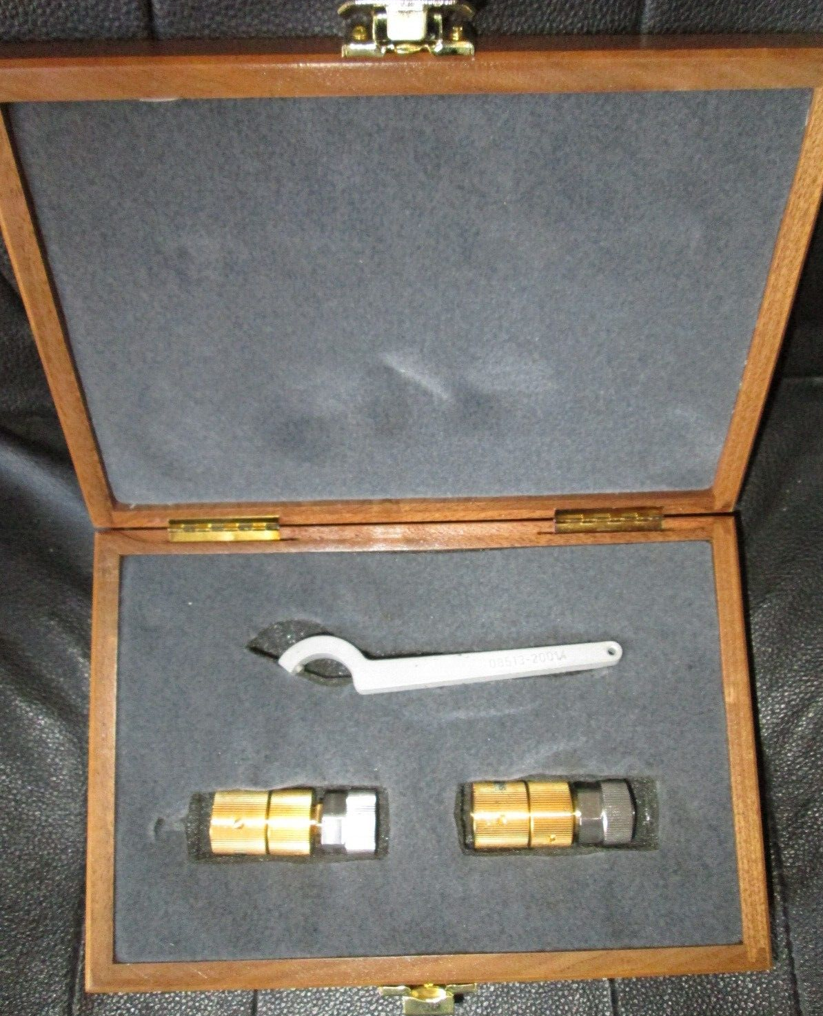 2.4mm Female to APC 7 Adapter for Keysight VNA Ports