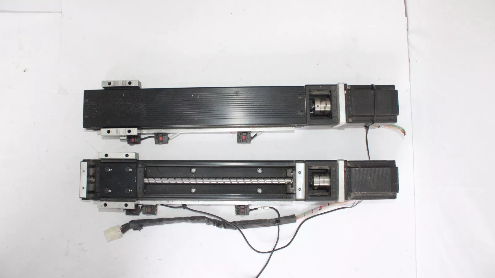 THK KR30H10A-0200-0 LM Guide Actuator with Leadshine Stepper Motor