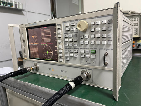 Agilent 8720ES 50 MHz - 20 GHz Network Analyzer w/ Options 1D5/010 _2525 - XG eqpt