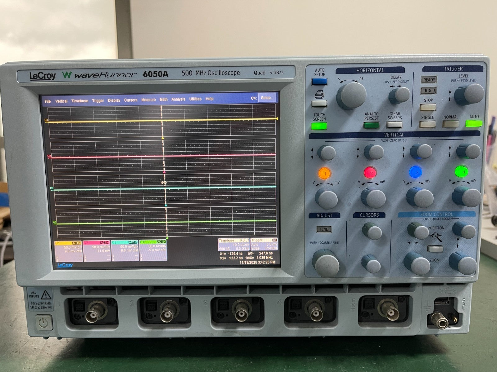 Lecroy WaveRunner 6050A 500MHz, 4-Ch, 5GS/s, 2/4 Mpts Digital Oscilloscope _4839 - XG eqpt