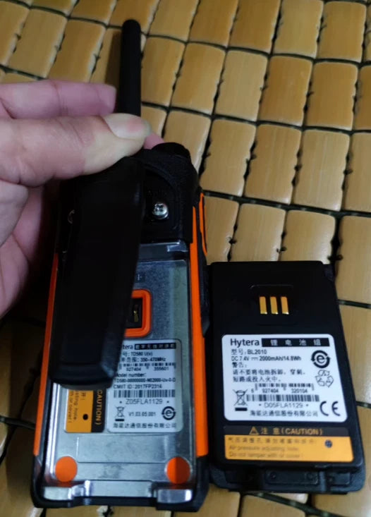 1pcs Digital DMR walkie-talkie TD580, manual frequency, dual-band :350-470