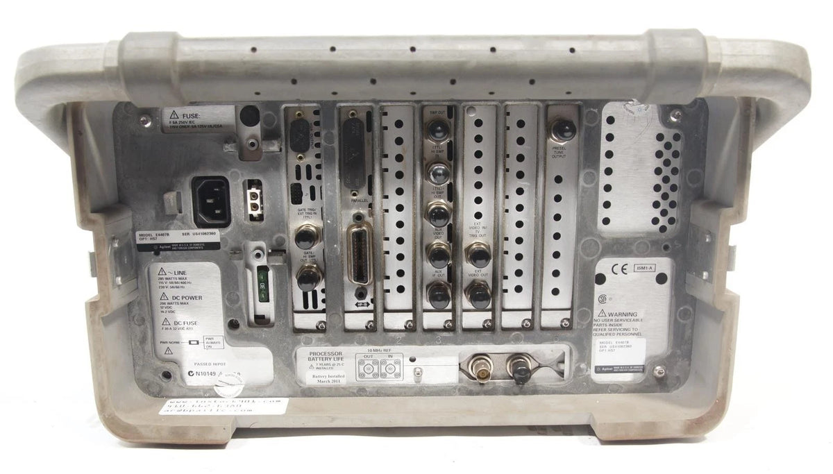 HP Agilent E4407B 9kHz - 26.5GHz Spectrum Analyzer Options AYZ 1DR 1D5 A4H AYX