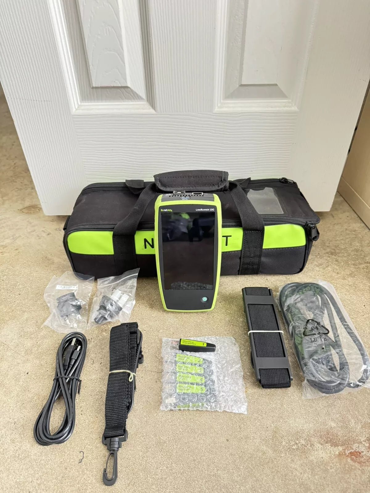 NetAlly LR10G-100 KIT LinkRunner 10G Professional Kit