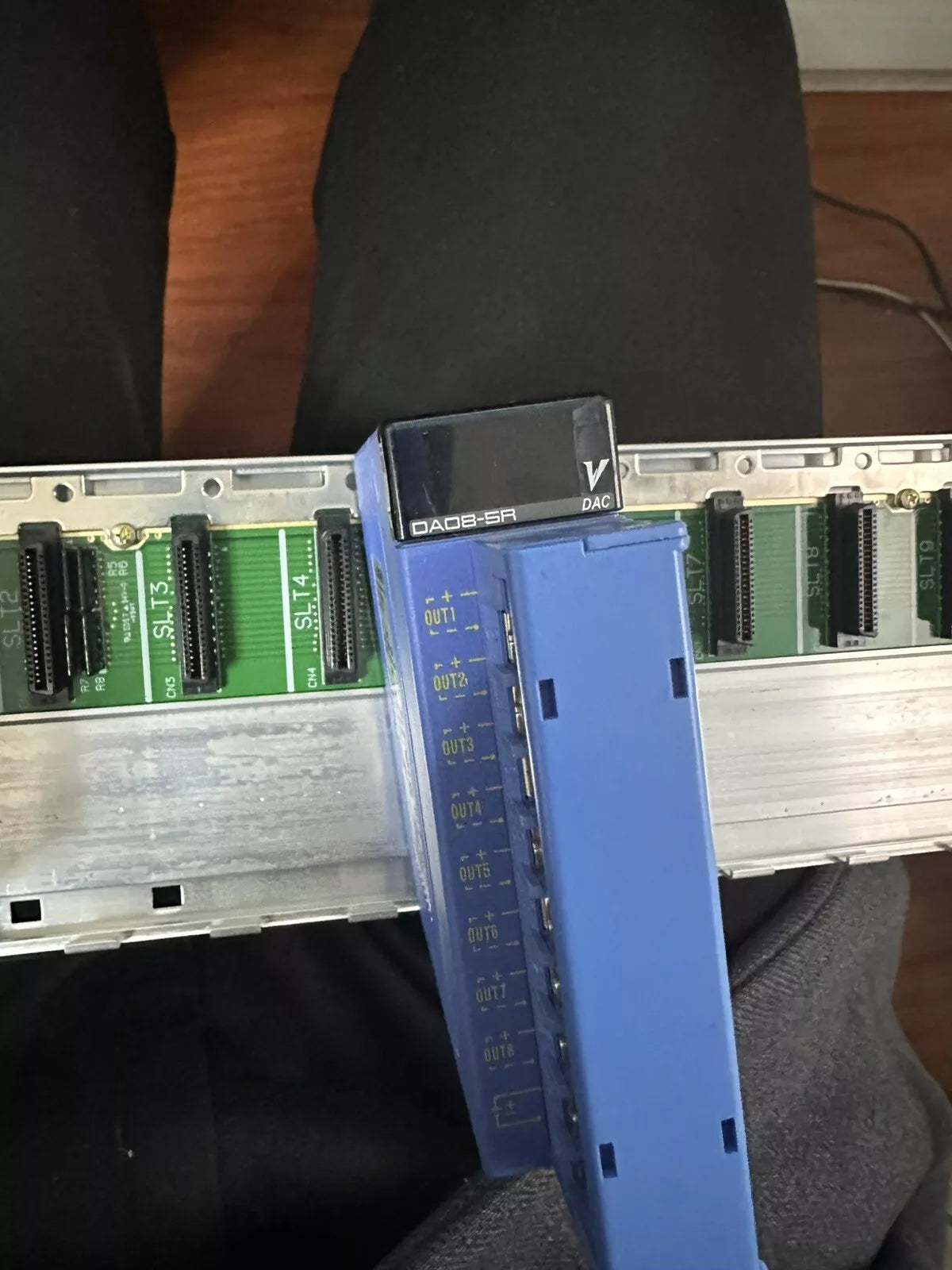 YOKOGAWA 1PC Used F3DA08-5R,DA08-5R