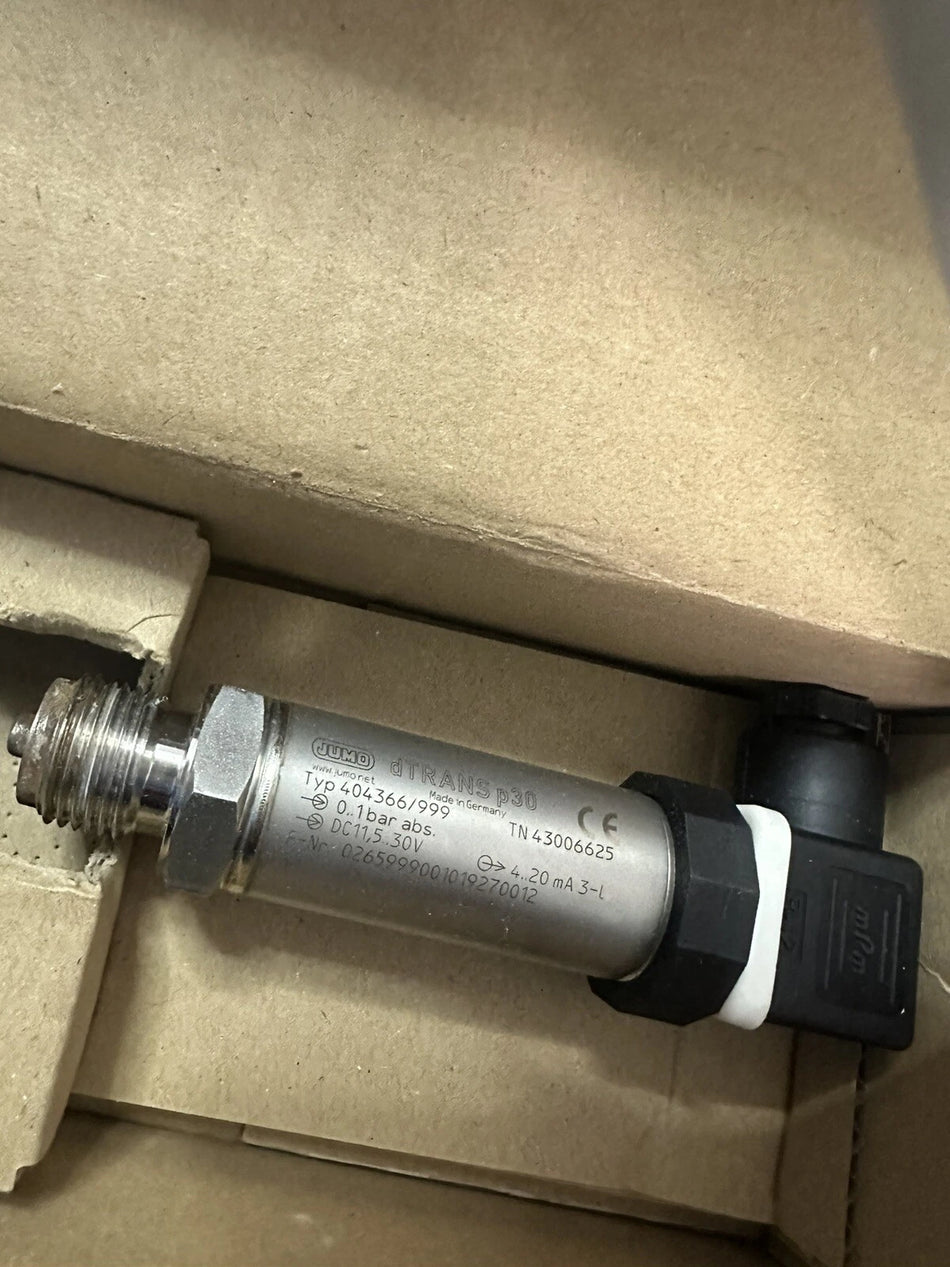 JUMO dTrans P30 404366/999 Pressure Transmitter for Industrial Use