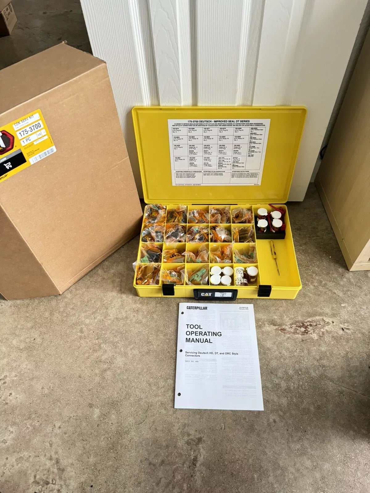 Caterpillar 175-3700 Deutsch Seal DT Series Field Service Kit - New Sealed