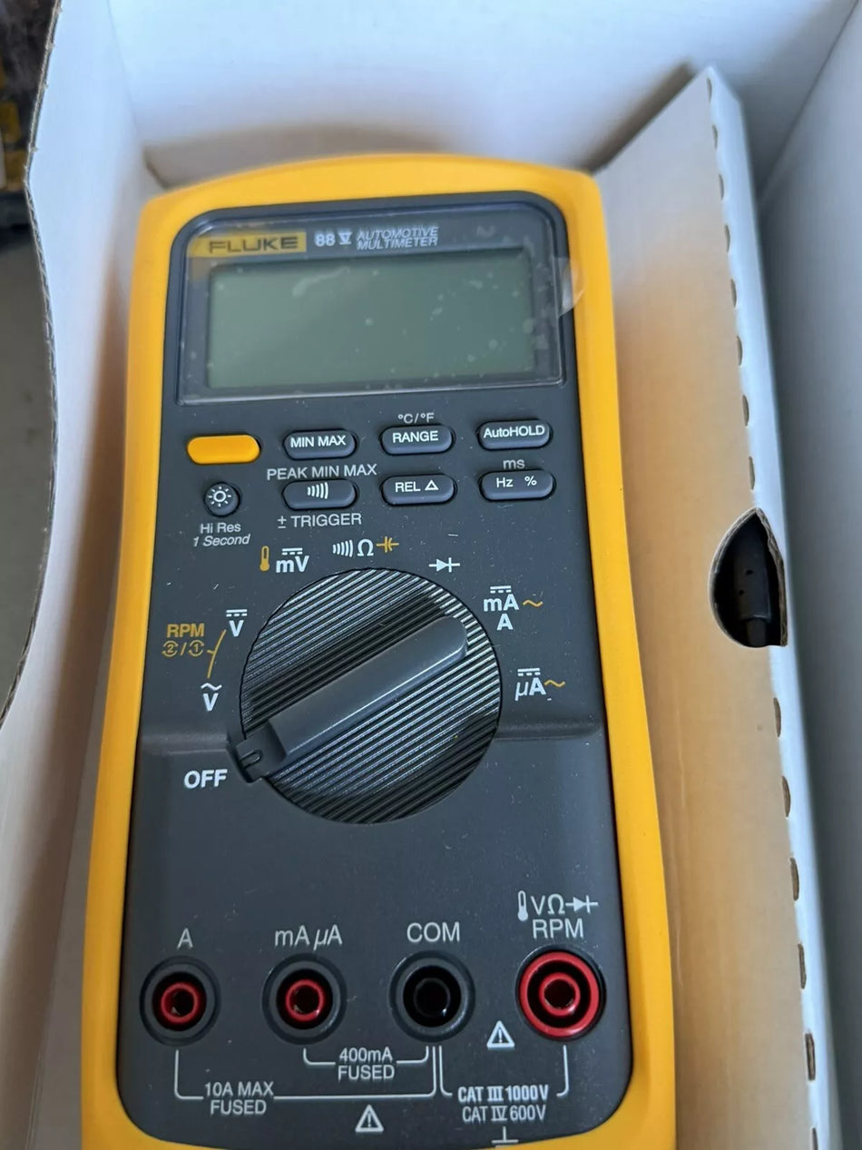 FLUKE 88V Automotive Multimeter (New Factory Sealed) - Fast Shipping