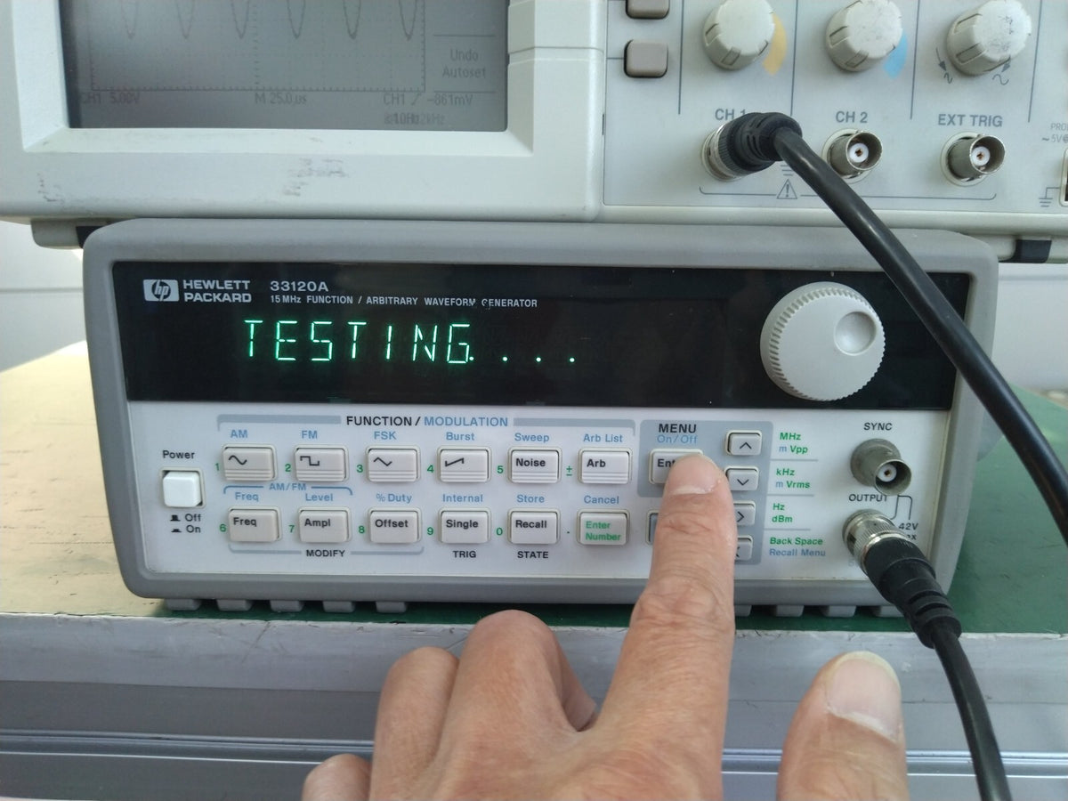 HP Agilent 33120A 15 MHz Function / Arbitrary Waveform Generator _3876