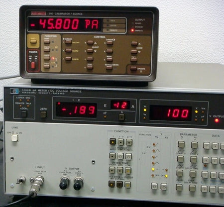 HP 4140B  pAmeter/DC Voltage Source